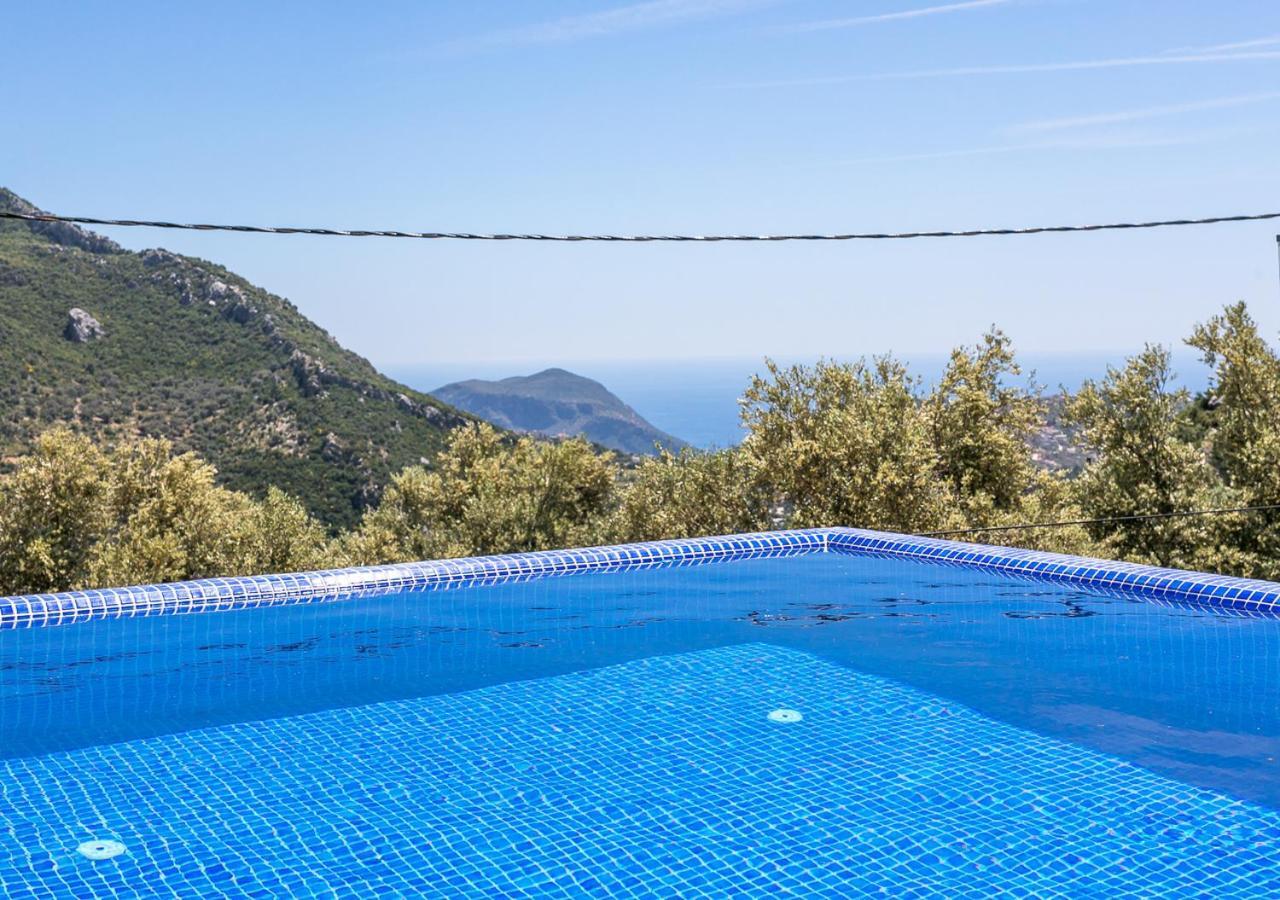 Villa 1 Sleeps 2 Honeymoon Isolated Infinity-Villa Orkide Uzumlu  Kültér fotó